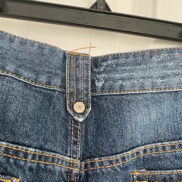 Mossimo Supply Co. - Picture 4 of 12